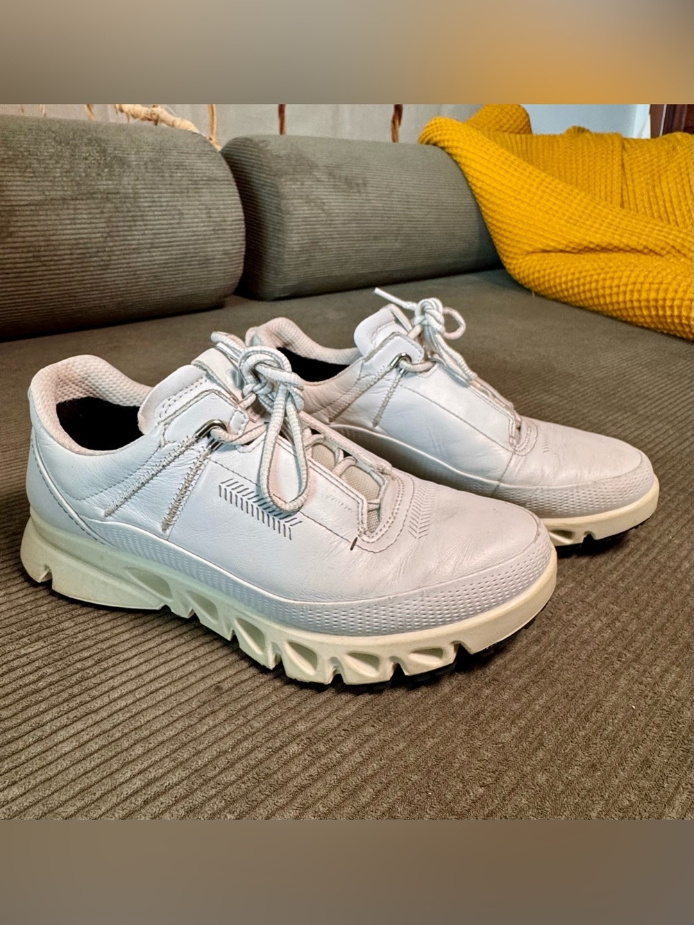 Ecco White Lace-Up Golf Sneakers Size EU 40